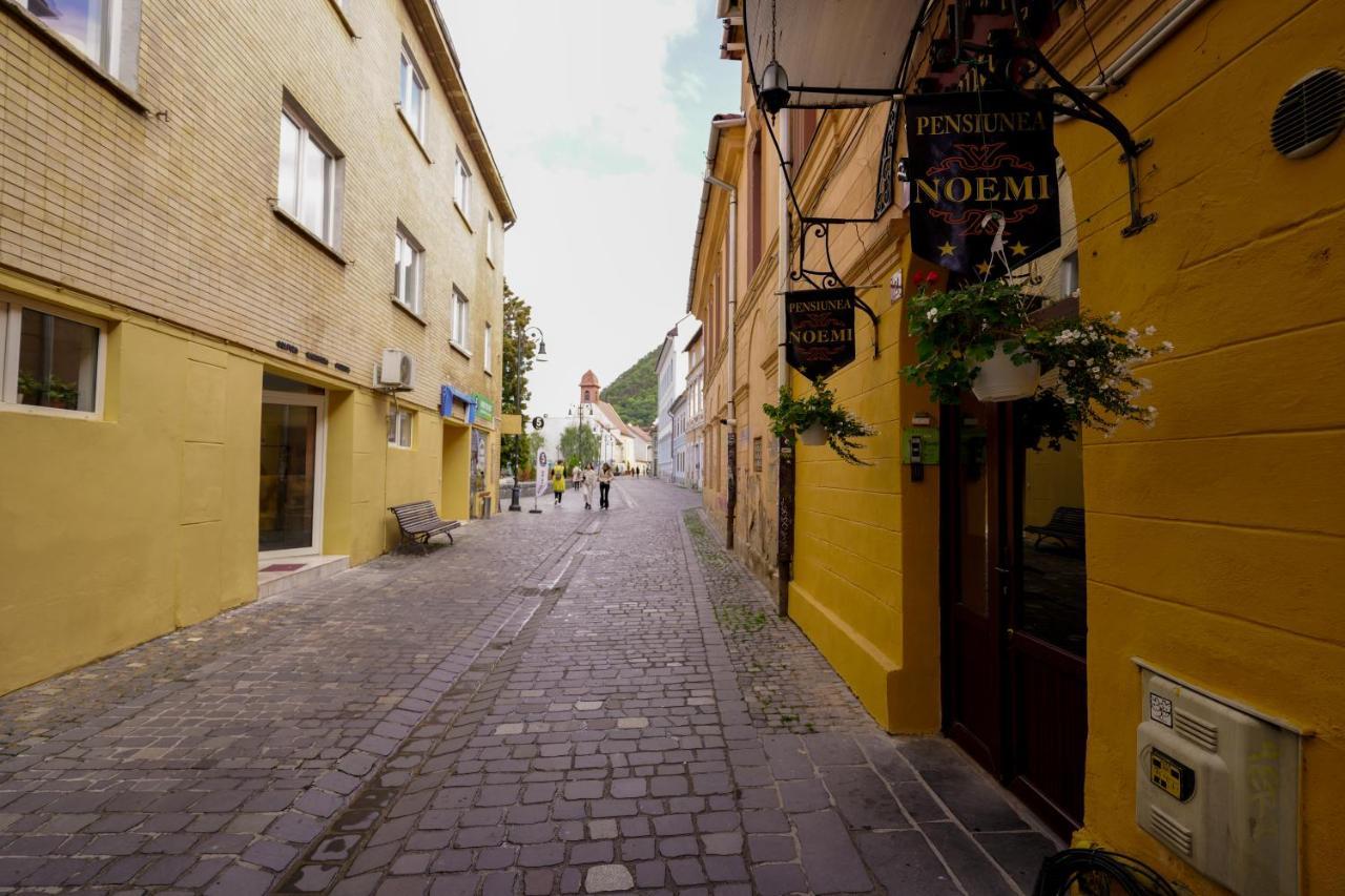 Pensiunea Noemi Brasov Ngoại thất bức ảnh