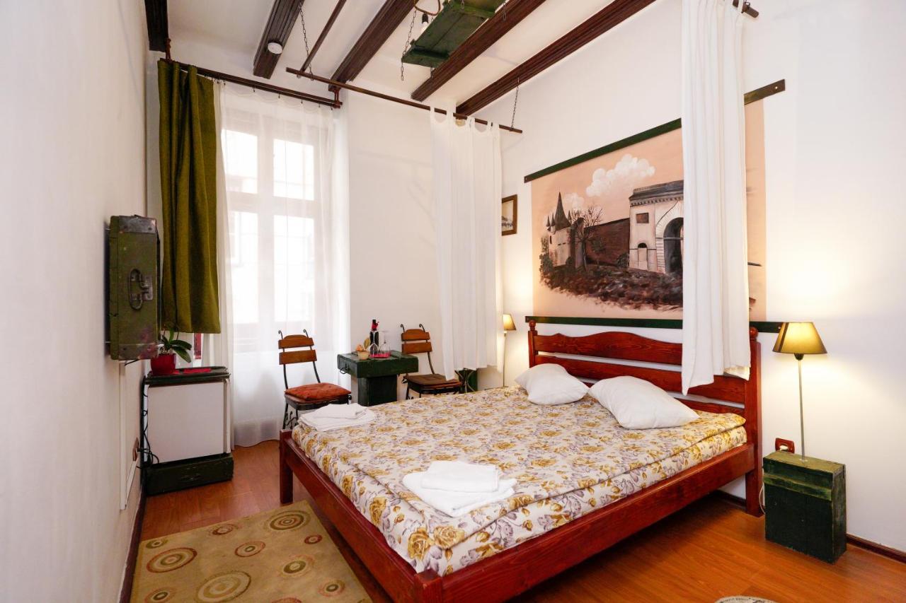 Pensiunea Noemi Brasov Ngoại thất bức ảnh