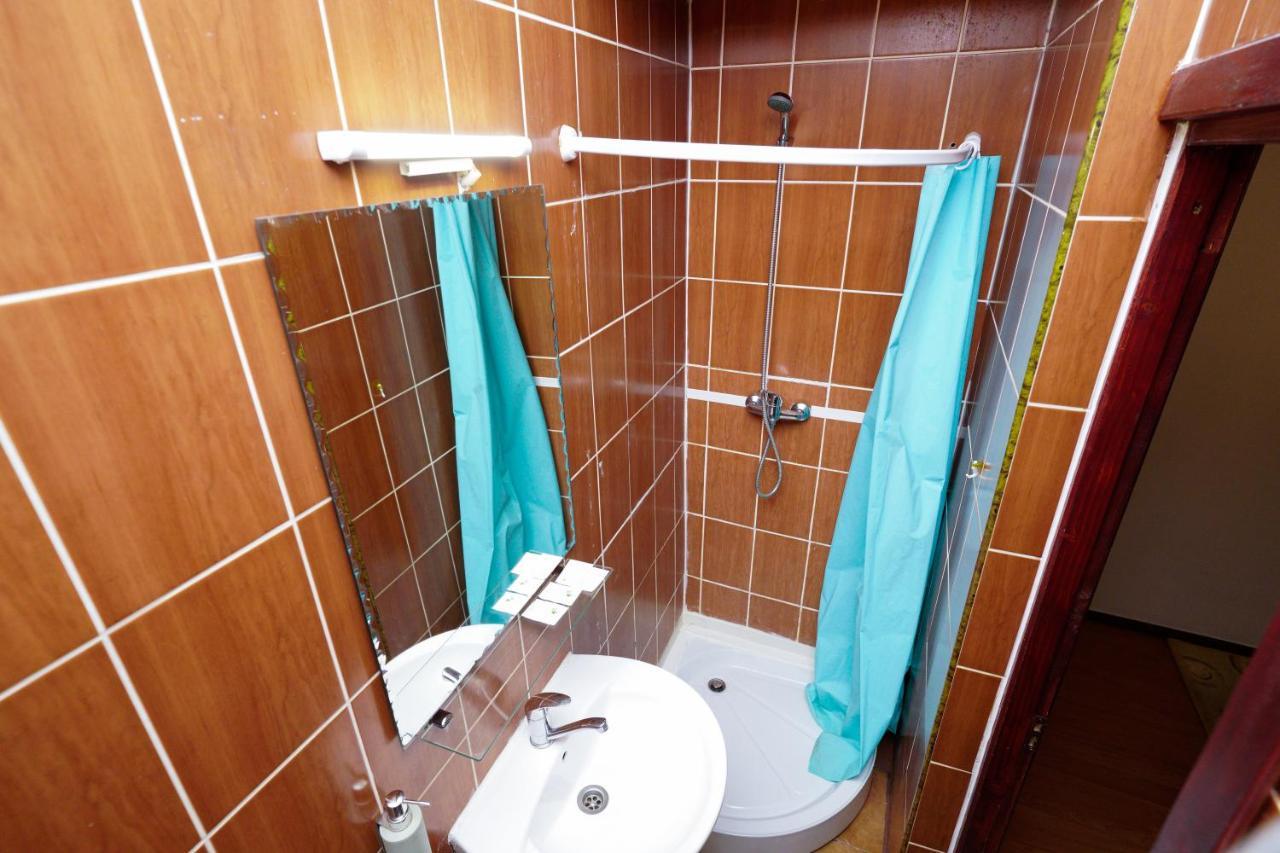 Pensiunea Noemi Brasov Ngoại thất bức ảnh