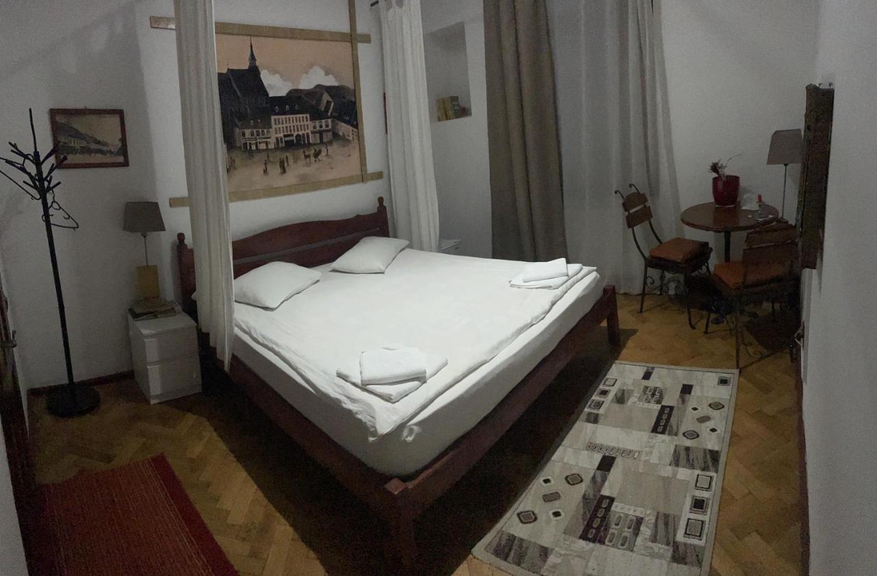 Pensiunea Noemi Brasov Ngoại thất bức ảnh