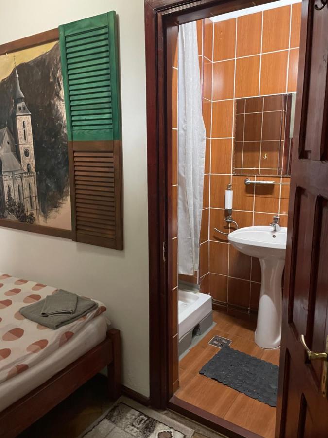 Pensiunea Noemi Brasov Ngoại thất bức ảnh